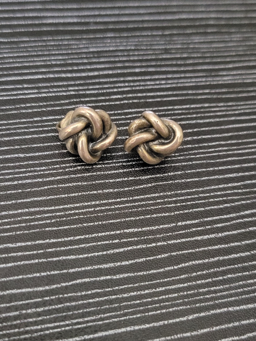James Avery Retired Large Lovers Knot Stud Earrings